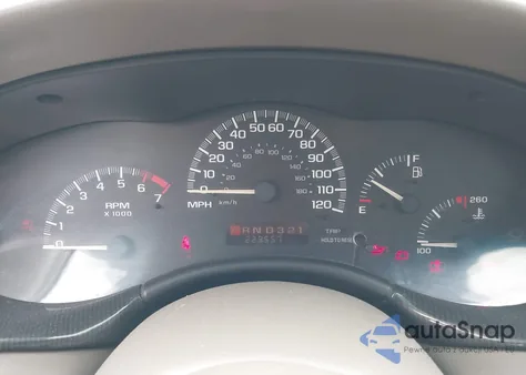 2000 Chevrolet Malibu z USA, uszkodzony, nr VIN 1G1ND52J1Y6335587